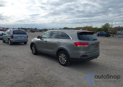 2017 Kia Sorento 2.4L Lx from USA, damaged, VIN 5XYPG4A30HG267512